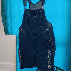 Carolina Bay overall shorts size medium denim with flower embroidery
